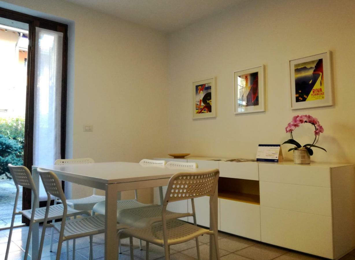 Appartamento Giardino Sugli Ulivi Riva del Garda Bagian luar foto