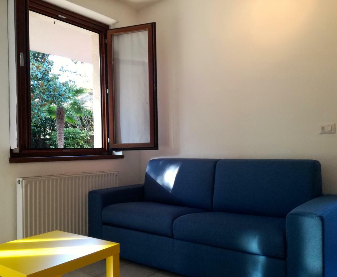 Appartamento Giardino Sugli Ulivi Riva del Garda Bagian luar foto
